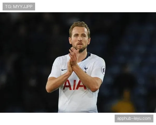 哈里·凯恩德甲首季火力全开，能否加冕新王引热议