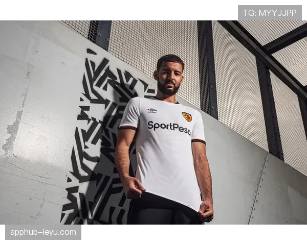 赫尔城发布全新赛季球衣，焕新形象点燃球迷激情