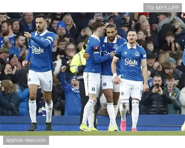 奥萨苏纳边路进攻表现稳健，本赛季持续推进战术多样性