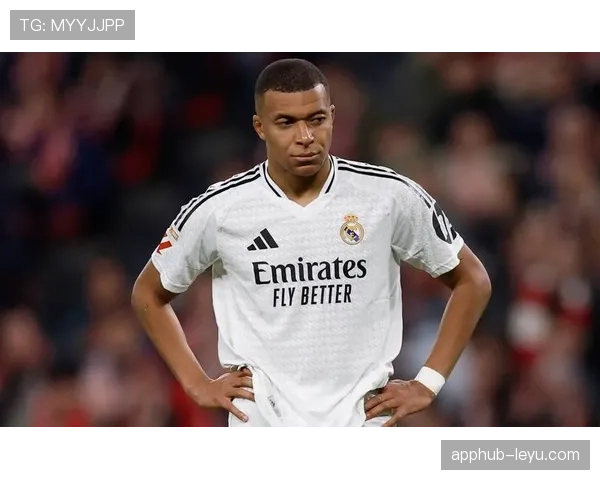 姆巴佩特权需求与球队管理的平衡与挑战